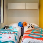 Chambre lits simples - Camping Pays Basque