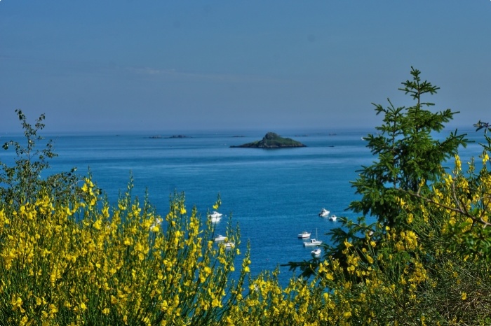 Camping Cap de Br&eacute;hat - Plou&eacute;zec